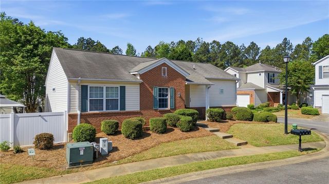 500 Windcroft Circle NW, Acworth, GA 30101