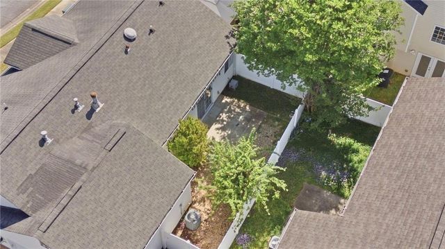 500 Windcroft Circle NW, Acworth, GA 30101