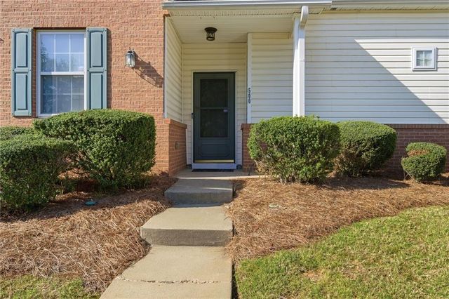 500 Windcroft Circle NW, Acworth, GA 30101