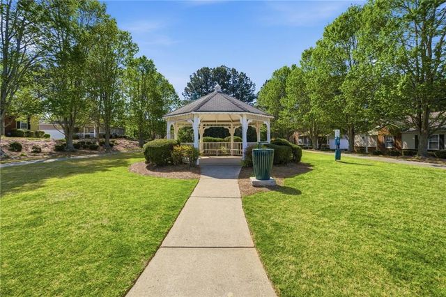 500 Windcroft Circle NW, Acworth, GA 30101