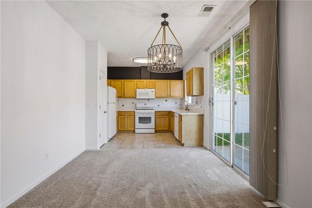 500 Windcroft Circle NW, Acworth, GA 30101