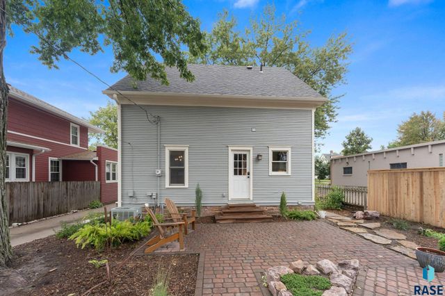 805 S Phillips Ave Avenue, Sioux Falls, SD 57104