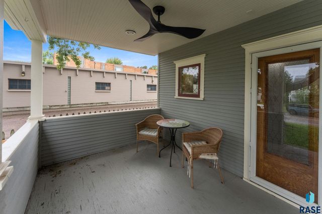 805 S Phillips Ave Avenue, Sioux Falls, SD 57104