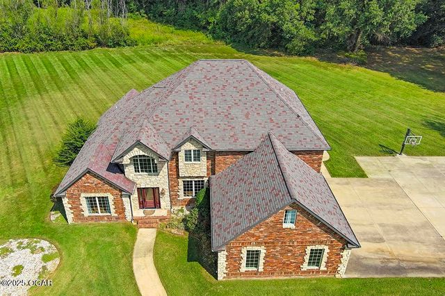 110 Crestwood Estates, Pittsburg, KS 66762