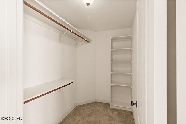 110 Crestwood Estates, Pittsburg, KS 66762