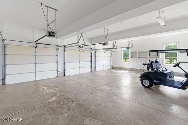 110 Crestwood Estates, Pittsburg, KS 66762