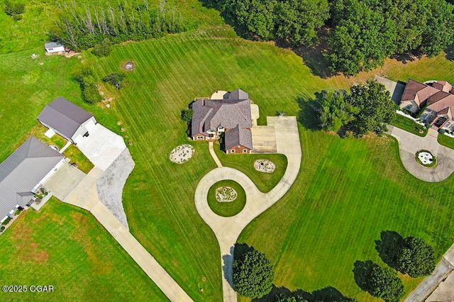 110 Crestwood Estates, Pittsburg, KS 66762