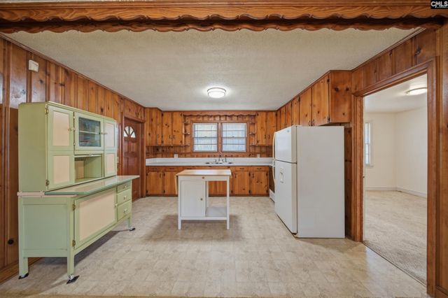 1143 Lee Circle, West Columbia, SC 29170