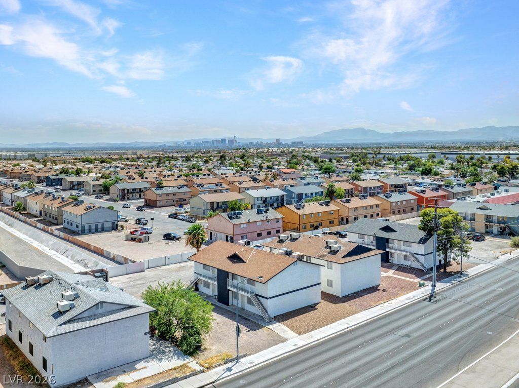 4791 East Craig Road, Las Vegas, NV 89115 — photo 2