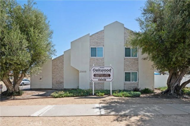 25400 Oak Street 13, Lomita, CA 90717
