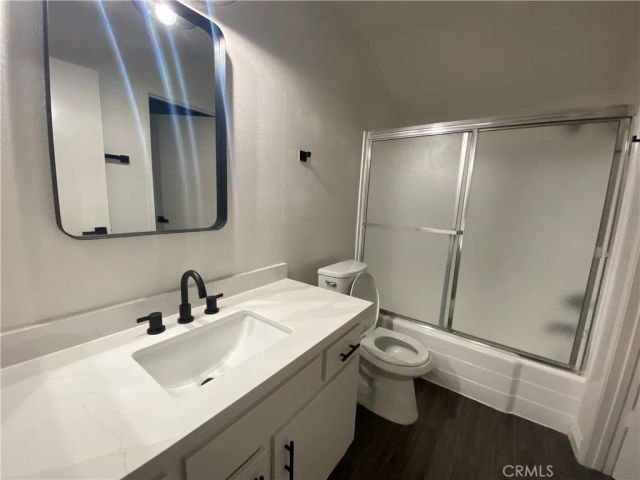 25400 Oak Street 13, Lomita, CA 90717