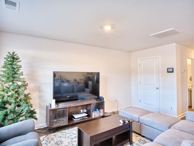 1144 S Norwhich Lane, Spartanburg, SC 29301