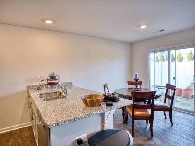 1144 S Norwhich Lane, Spartanburg, SC 29301