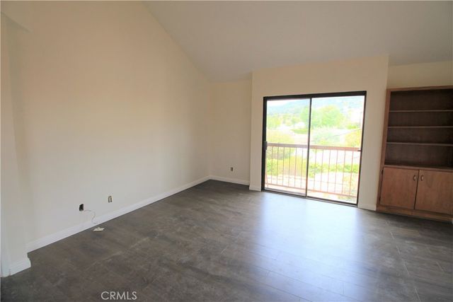 415 W Stocker Street 307, Glendale, CA 91202