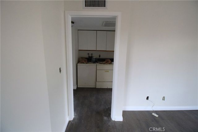 415 W Stocker Street 307, Glendale, CA 91202