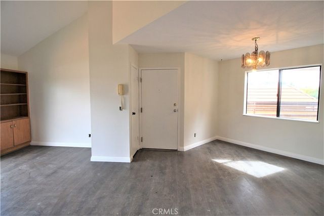 415 W Stocker Street 307, Glendale, CA 91202