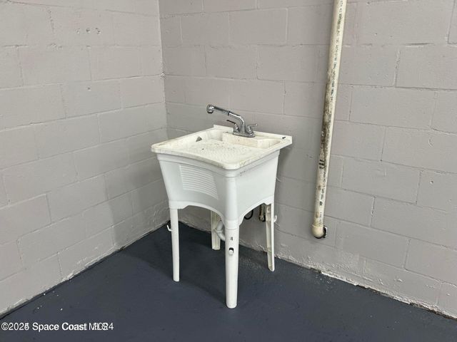 2722 Aurora Road A-D, Melbourne, FL 32935