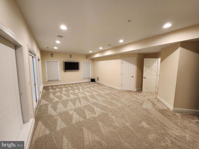 9602 SILKEN LEAF CT, Laurel, MD 20723