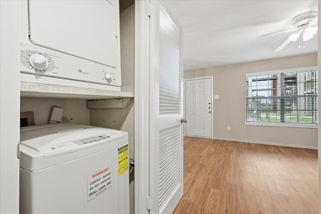 218 N Texas Boulevard 109, Denton, TX 76201