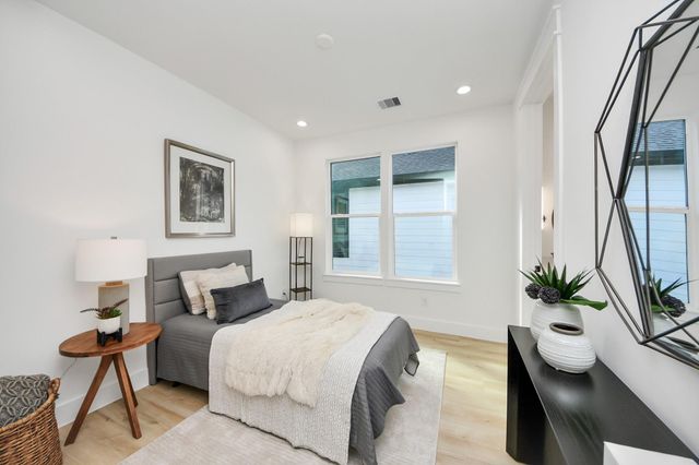 7911 Lynette Street, Houston, TX 77028