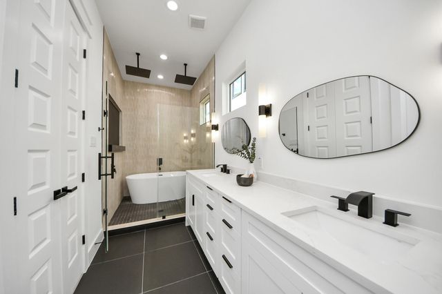 7911 Lynette Street, Houston, TX 77028