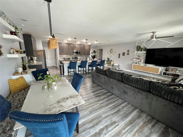 2595 HAGOPLAN LANE, North Port, FL 34288