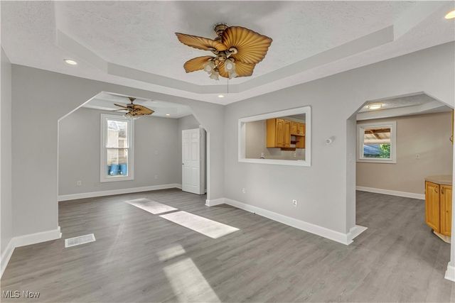 142 4th Street, Elyria, OH 44035