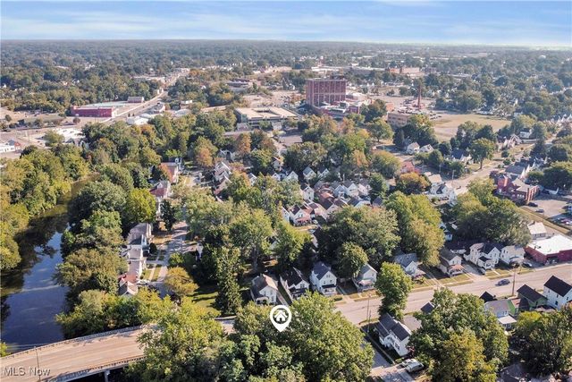 142 4th Street, Elyria, OH 44035