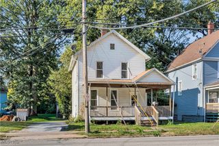 142 4th Street, Elyria, OH 44035