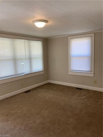 326 Washburn Street, Lexington, NC 27292