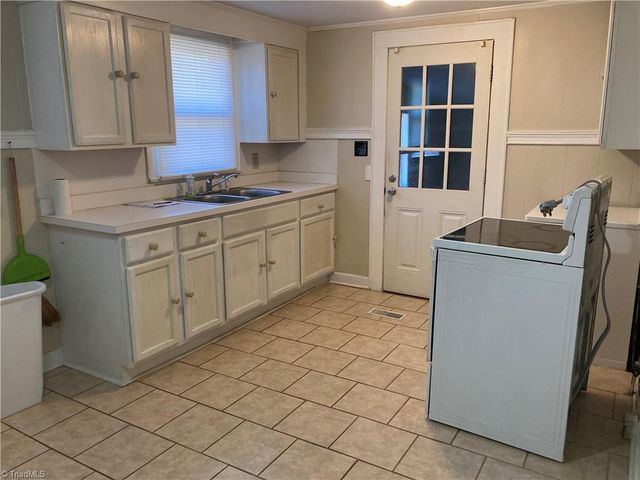 326 Washburn Street, Lexington, NC 27292