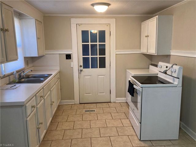 326 Washburn Street, Lexington, NC 27292