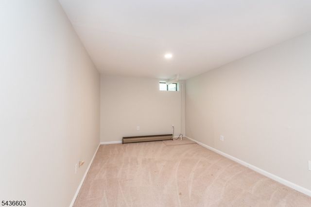 28 Brandywyne Dr, Florham Park Boro, NJ 07932