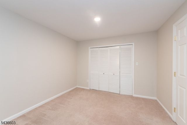 28 Brandywyne Dr, Florham Park Boro, NJ 07932