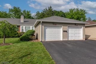 28 Brandywyne Dr, Florham Park Boro, NJ 07932