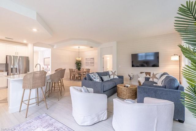 16903 Fairgrove WAY 102, Naples, FL 34110