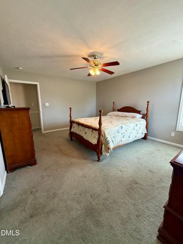 1511 Lane Road, Dunn, NC 28334
