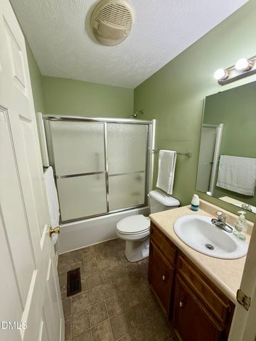 1511 Lane Road, Dunn, NC 28334