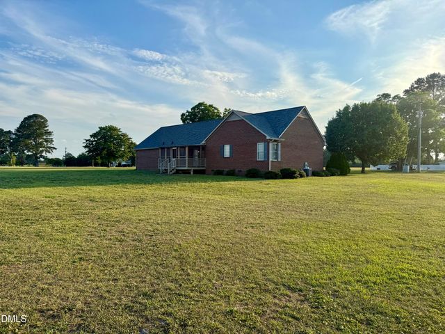 1511 Lane Road, Dunn, NC 28334