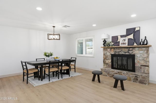 8162 N 1ST Avenue, Phoenix, AZ 85021