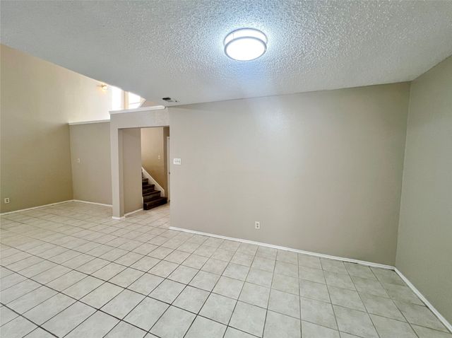 1611 Brentwood Drive, Irving, TX 75061