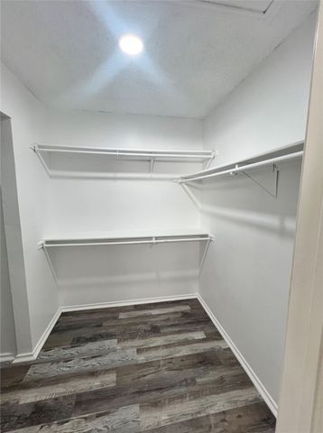 1611 Brentwood Drive, Irving, TX 75061