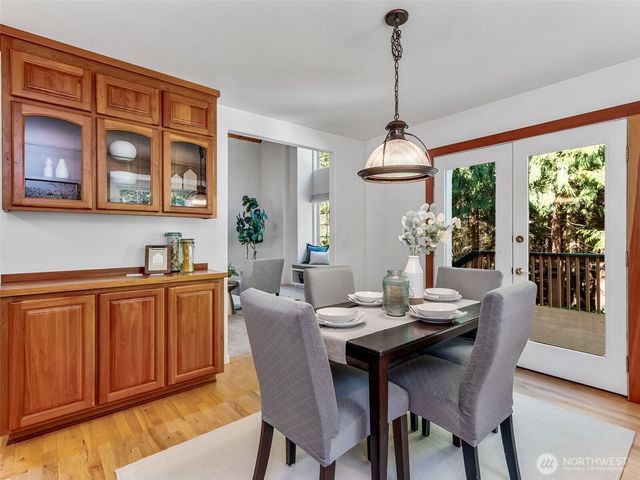 931 Jolie Way, Port Townsend, WA 98368