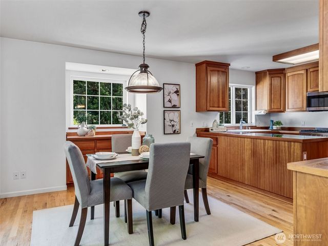 931 Jolie Way, Port Townsend, WA 98368