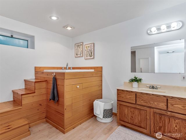 931 Jolie Way, Port Townsend, WA 98368