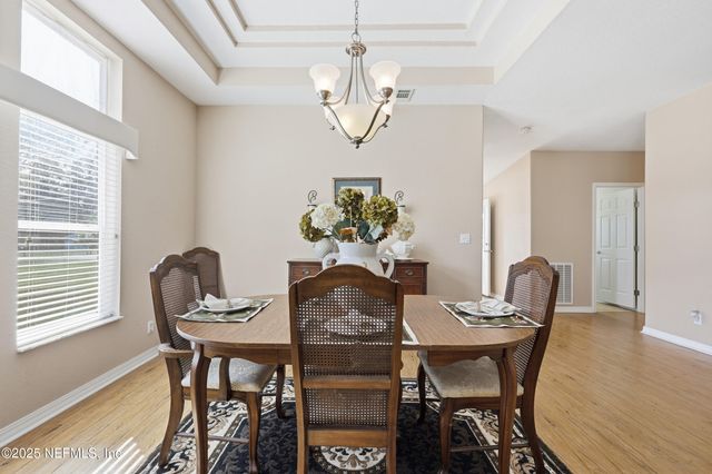 112 WATERSIDE Avenue, Satsuma, FL 32189