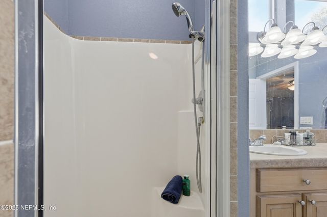 112 WATERSIDE Avenue, Satsuma, FL 32189