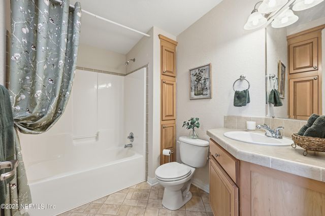 112 WATERSIDE Avenue, Satsuma, FL 32189