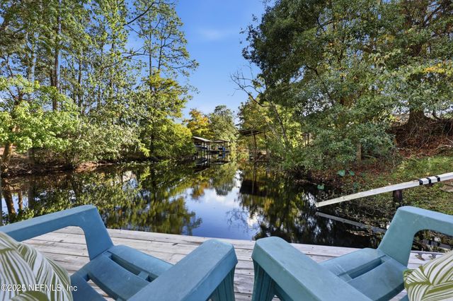 112 WATERSIDE Avenue, Satsuma, FL 32189