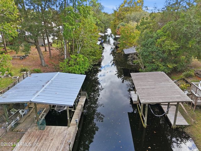 112 WATERSIDE Avenue, Satsuma, FL 32189
